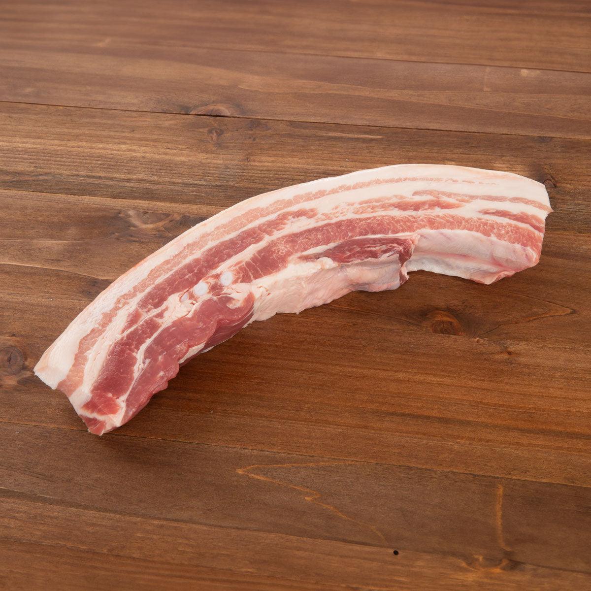 DAYLESFORD ORGANIC UK Chilled Organic Pork Belly Boneless (200g)