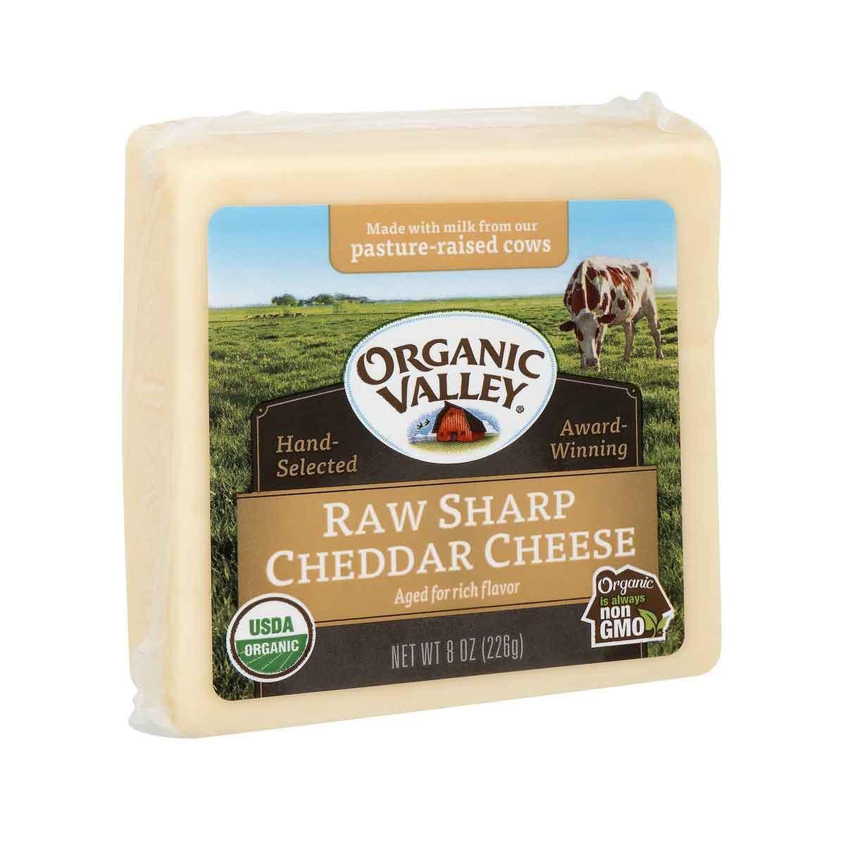ORGANIC VALLEY Organic Raw Sharp Cheddar Cheese  (226g)